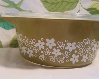 Vintage Pyrex Crazy Daisy Spring Blossom 475 Casserole with Lid