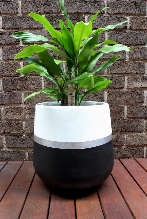 Hand-painted lightweight indoor plant pot black white silver