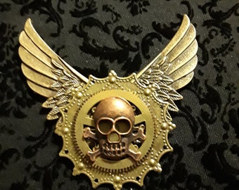 Steampunk Wing Skull Pin