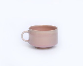 Low Straight Footed Mug