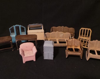Huge Lot Of Vintage Metal Tootsie Toy 1930's Dollhouse Miniature Painted Furniture