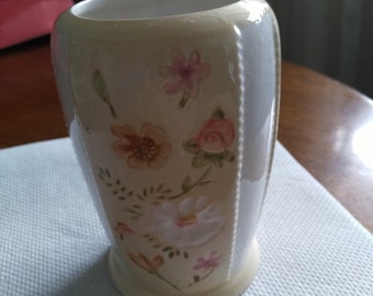 Bathroom Accessories, Toothbrush Holder.