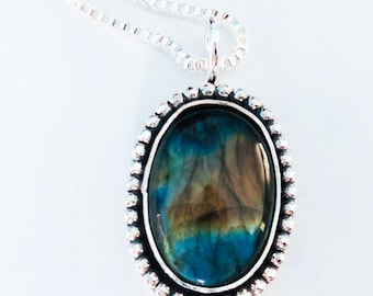 Sterling Silver and Labradorite Pendant