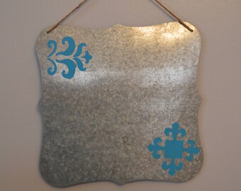 Vintage Magnetic Memo Board