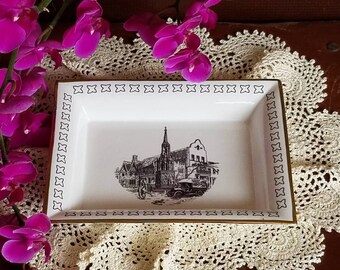Fishpools China Tray