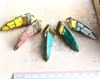 TibetanMosaic Tusk Horn Tooth Claw Pendant Brass End Cap Rustic Tribal Ethnic Bohemian Festival Fashion Jewelry Supplies, One, ATA17-1118D