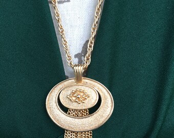 Vintage Avon Necklace