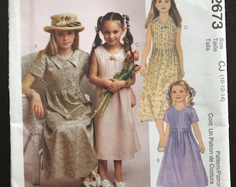 McCall's 2673 dress pattern