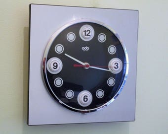 Atomic Age Wall Clock-Silver Color-ODO Wall Clock- 3-D Features-Mid Century ODO Clock-Perfect Working Condition-Mid Century Diamond
