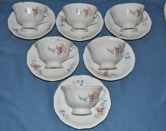 6 Beautiful Vintage, Farolina, Made In Poland, Fine Bone China Teacups And Saucers Lot# C-2