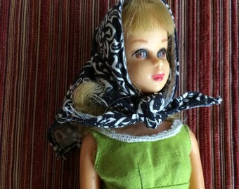 Barbie Scarf,Barbie Hat,Barbie Wardrobe,Barbie Accessories,Barbie Clothing,Barbie Casual,Barbie Gift,Barbie Fan,Barbie Blue Scarf,Barbie Tie