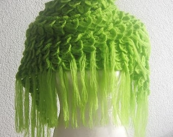 Romantic Triangle Shawl,in fresh Apple Green