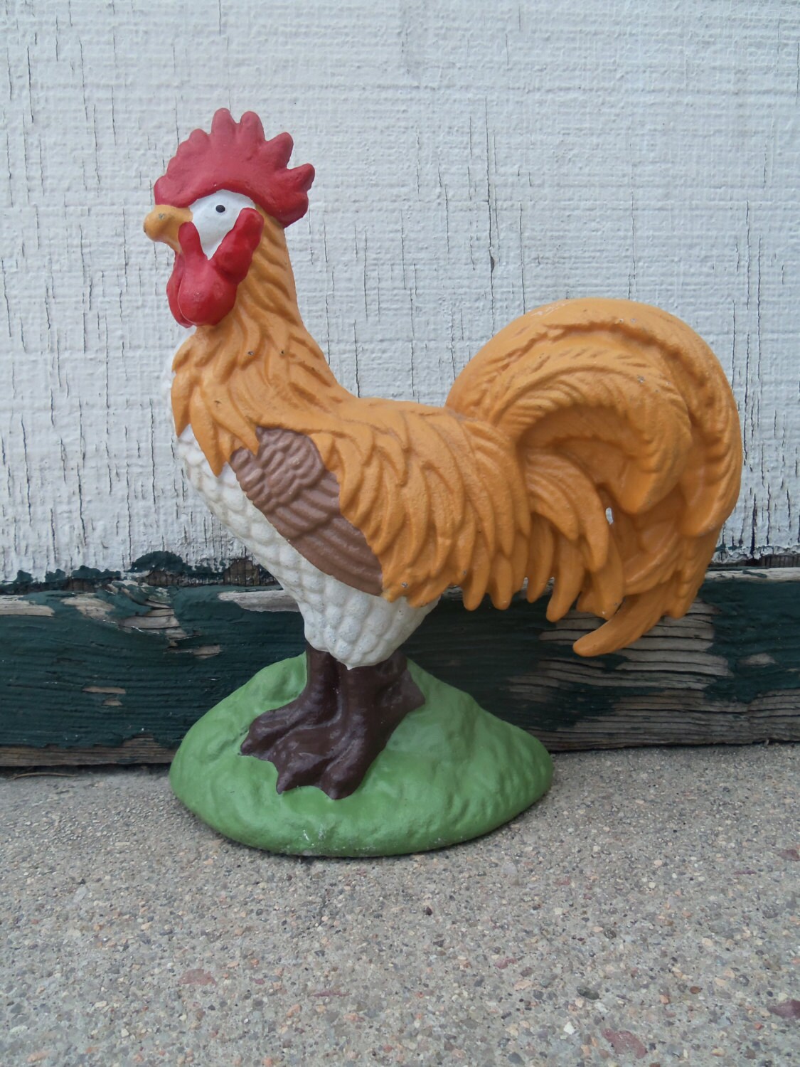cast iron rooster statue
