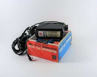 National PE 204 Vintage Electronic Flash Unit