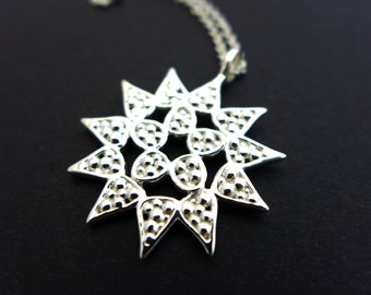 Pediastrum Algae Pendant - Aquatic Biology- Science Jewelry - Plankton Jewelry - Biology Jewelry - Algal Jewelry - Graduation Gift