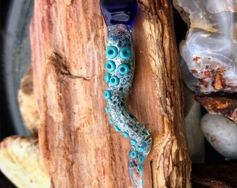 Tentacle pendant
