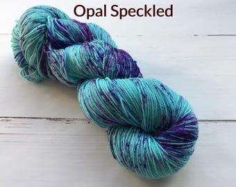 Opal - with speckels - hand dyed yarn, 100% Superwashed Merino wool, skein 100gr / 400m