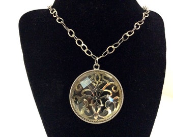 Vintage Lucite Necklace,Silvertone,Costume Jewelry,Women's Jewelry,Hipster,Boho Jewelry