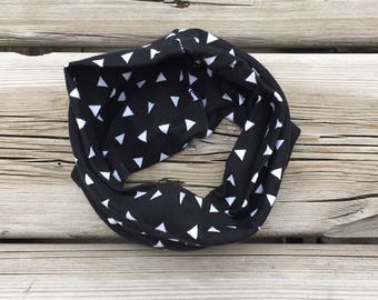 Baby Infinity Scarf, Scarf Bib, Toddler infinity Scarf