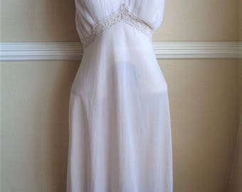 Vintage 1950s Slip with Lace and Sheer Fluted Trim Size 36