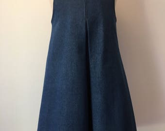 8 pinafore dress