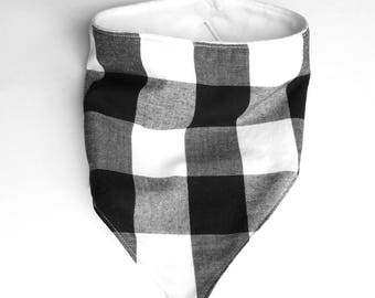 Bandana Bib, Minky Bib, Soft Minky, Baby bib, Black & White, Plaid