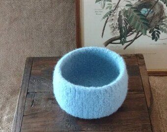 Felted Bowl in Robin's Egg Blue / Storage Container / Decorative Accessory / Gift Idea / Home Decor / Cozy