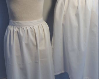 Apron White Pioneer Trek Colonial Civil war Historical Pioneer Reenactment Renaissance