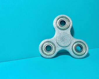 Sparkle Spinner! Glitter Spinner! Classic Tri- Spinner Model, 3D Printed Fidget Toy, Customized Color