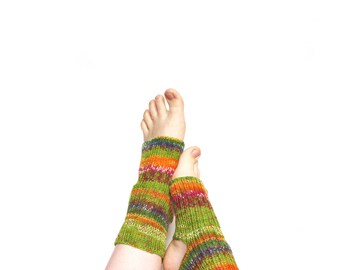 Green toeless socks for yoga and pilates, hand knit