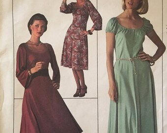 Simplicity 7749 Jiffy Knit Pullover Dress 1976
