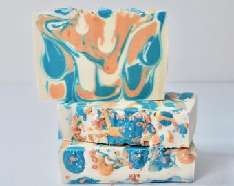 Vibrant Luxury Soap with Shea Butter, Fresh Fruity-Flowery Scent, Vegan and Palm-Free Soap, Handmade Soap, Cold Process Soap, Artisan Soap