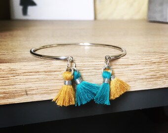 Silver plated Bangle with double tassels