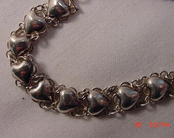Vintage Sterling Silver Hearts Bracelet 17 - 749