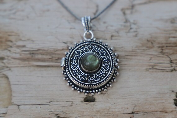 LABRADORITE LOCKET - Pill Box - Silver plated - Mantra Box - Crystal - Gemstone - Stash box Necklace - Festival - Perfume Necklace - Sale