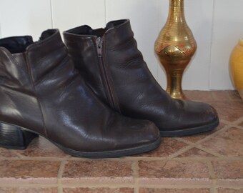 SALE! Boots College 80's Brown 8.5 US