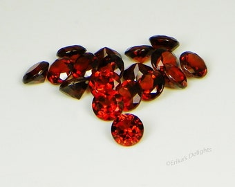 Genuine Mozambique Garnet (3mm - 5mm) Gemstones Round VVS Excellent Quality
