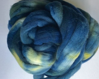 Hand dyed Rambouillet wool top, handdyed roving, handprinted wool fiber for spinning, 4 oz