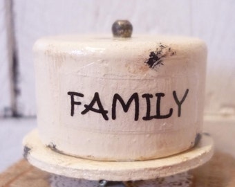 Handmade 1:12 Scale Artist Dollhouse Miniature Cake Stand