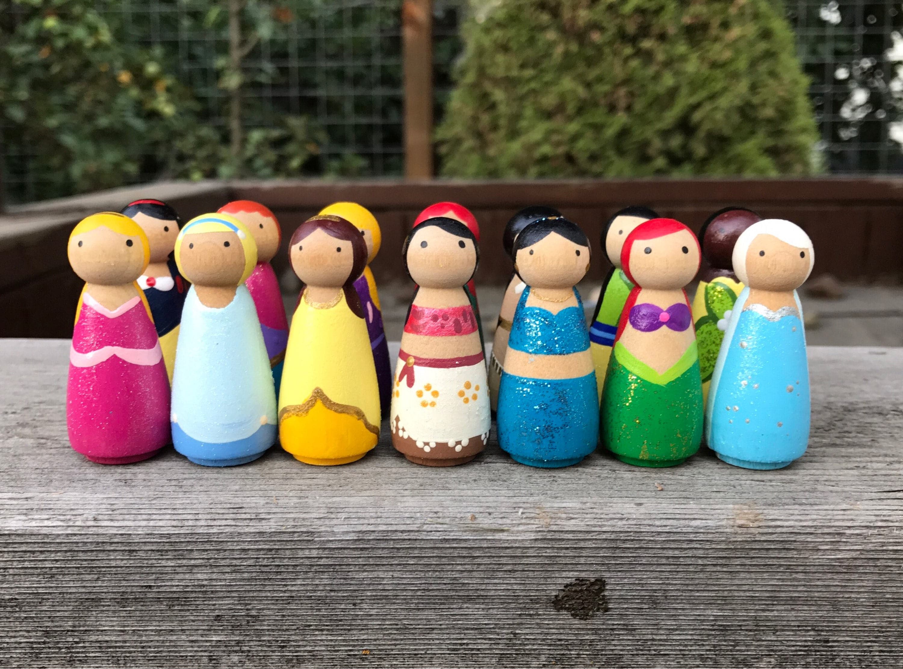 decorating peg dolls