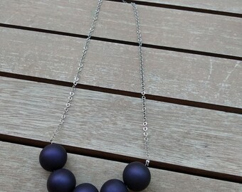 Blue dots necklace, beaded necklace