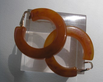 Thick Vintage Hoop Swirl Butterscotch Bakelite Clip Earrings