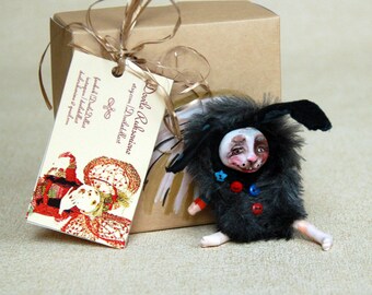 Gift brooch bunny pin, animal brooch bunny, black rabbit creepy cute doll brooch, rabbit brooch pin