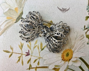 Unusual Vintage Sterling Silver Bow Brooch