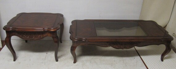 Coffee table and end table traditional style