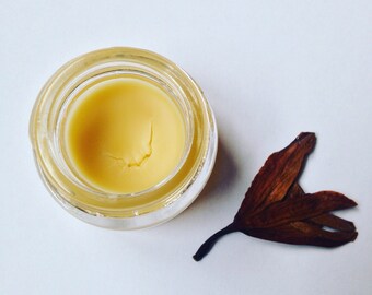natural perfume fixative. musk base notes (botanical).