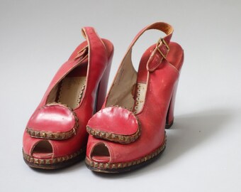 Studs red heels | 1940's by cubevintage | size 6.5us