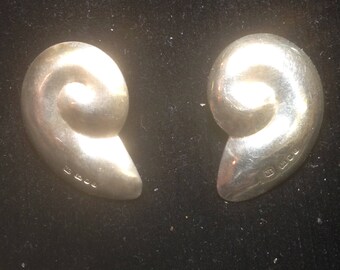 Sea Shell Stylish Earrings