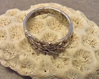 Cedar Silver Ring, Sterling Silver Nature Ring, Woodland Jewelry, Silver Leaf Band, Botanical Jewelry, Size 8 Silver Ring