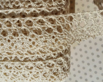 Cream Cluny Lace - Oval Pattern Natural Torchon Crochet Trim - 1" Wide